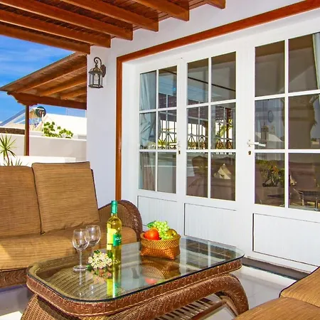 Exceptional 3 Bedroom Villa Adsey -Short Walk To Town - By Lanzarote Leisure Villas Puerto del Carmen  Exterior photo